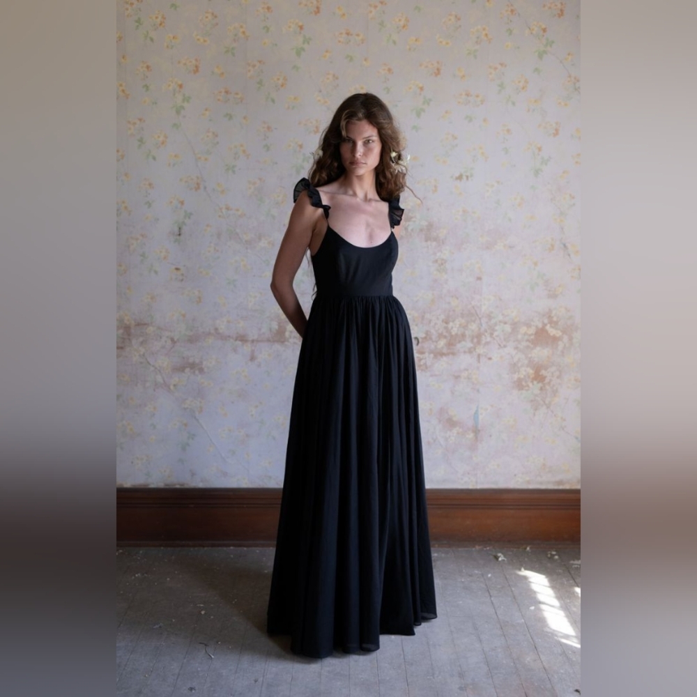 BNWOT Selkie The Caviar Penny Lane